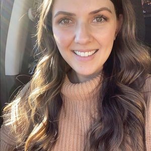 Meet your Posher, Steph